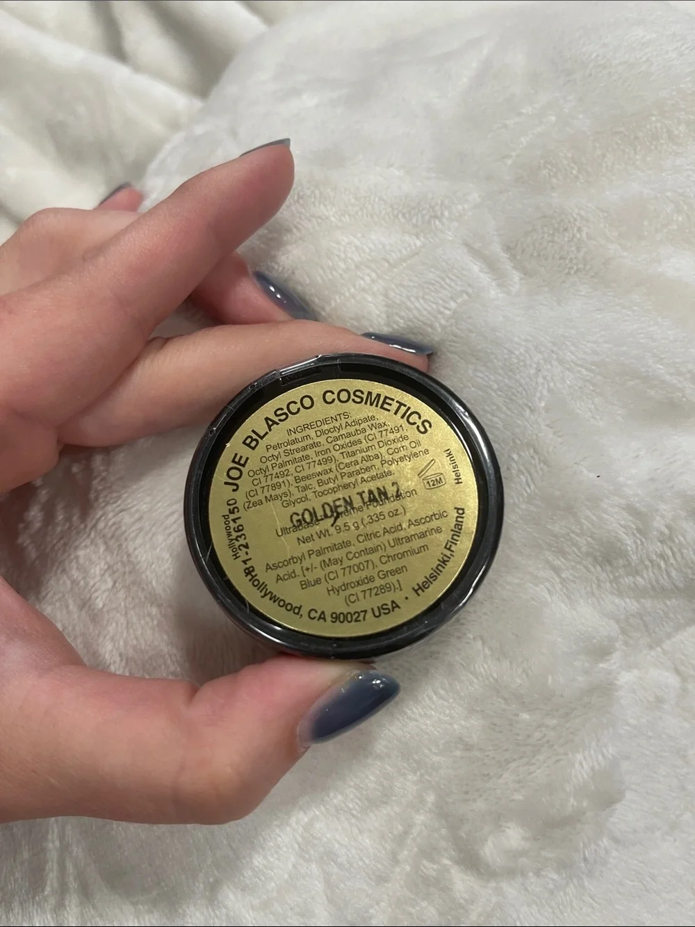 Cream-to-Powder Foundation Compact — Warm Tan Finish